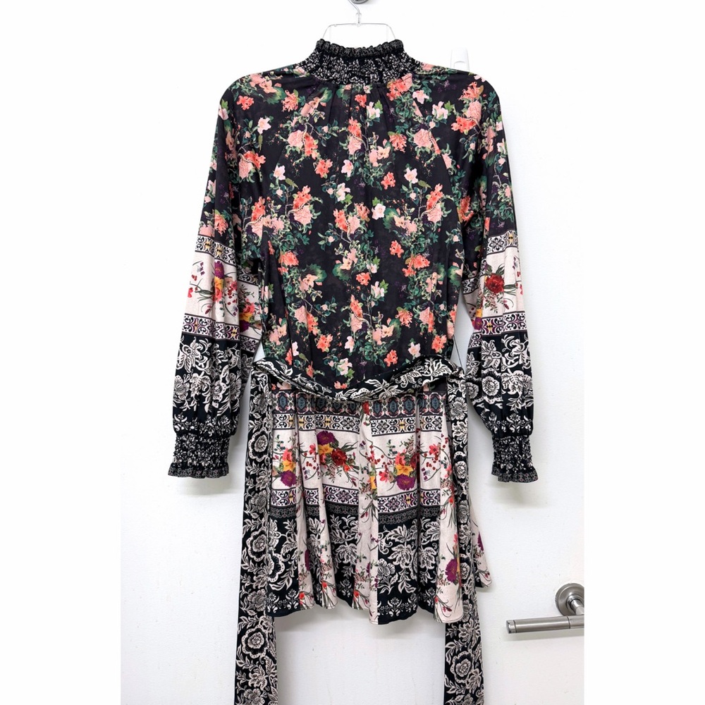 Alice + Olivia Janis Mini Dress Mock Neck Dream Castle Floral Black White 0 - Picture 12 of 16